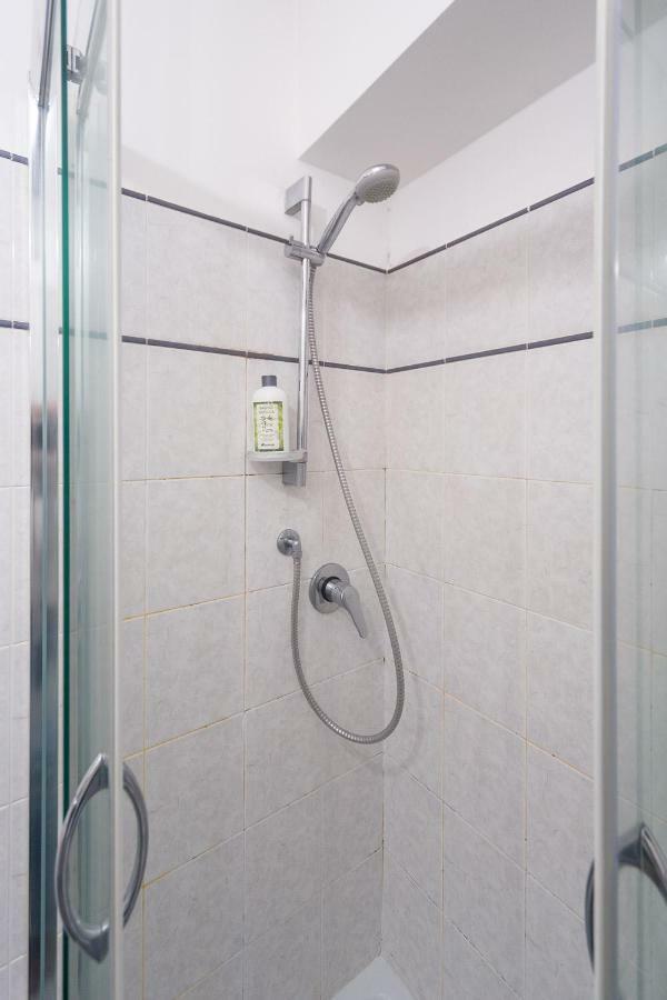 ג'נובה Old Port Apartment 4 Beds מראה חיצוני תמונה